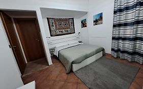 Nose Room